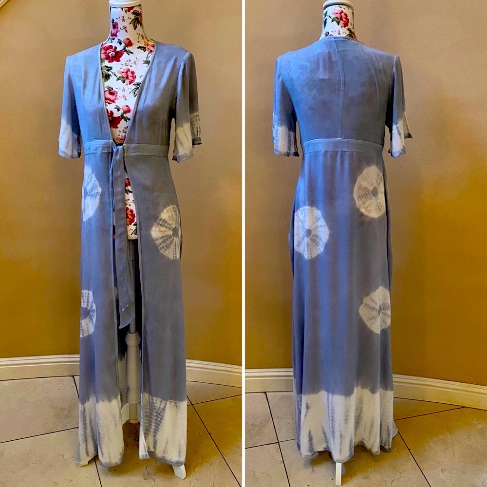 Slightly bohemian short sleeve shell